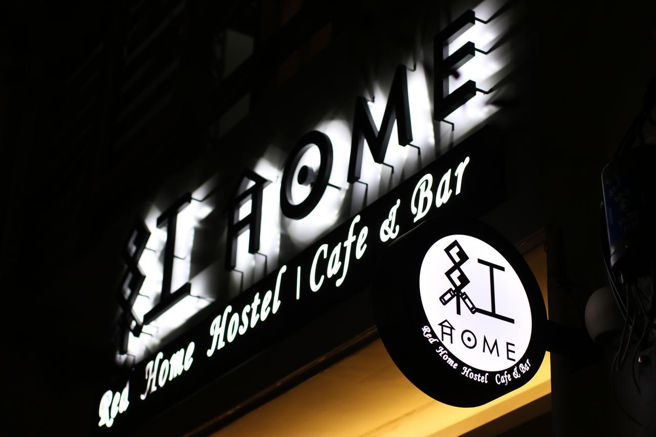 Red Home New Taipei City Екстер'єр фото